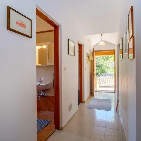 Anamarija Apartmán