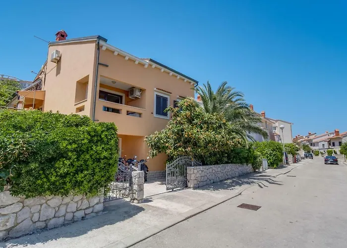 Apartament Anamarija *